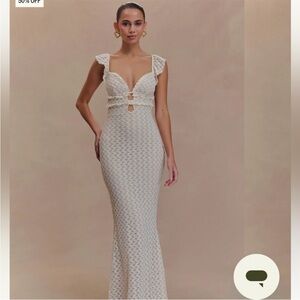 Elegant Cream Lace Evening Gown